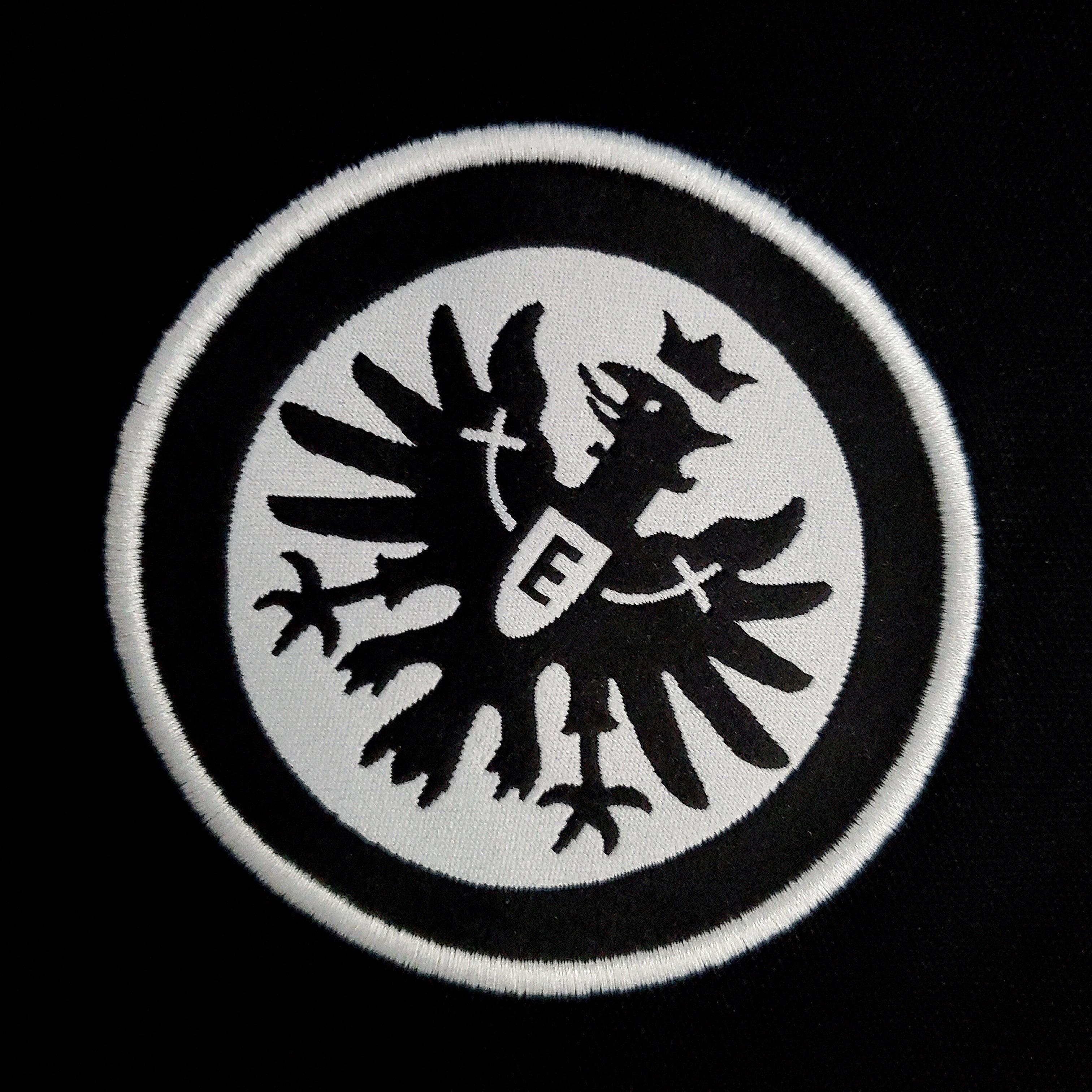 Eintracht Frankfurt away jersey. Season 20/21