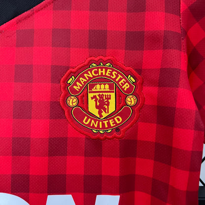 Manchester United home kids set. Season 12/13