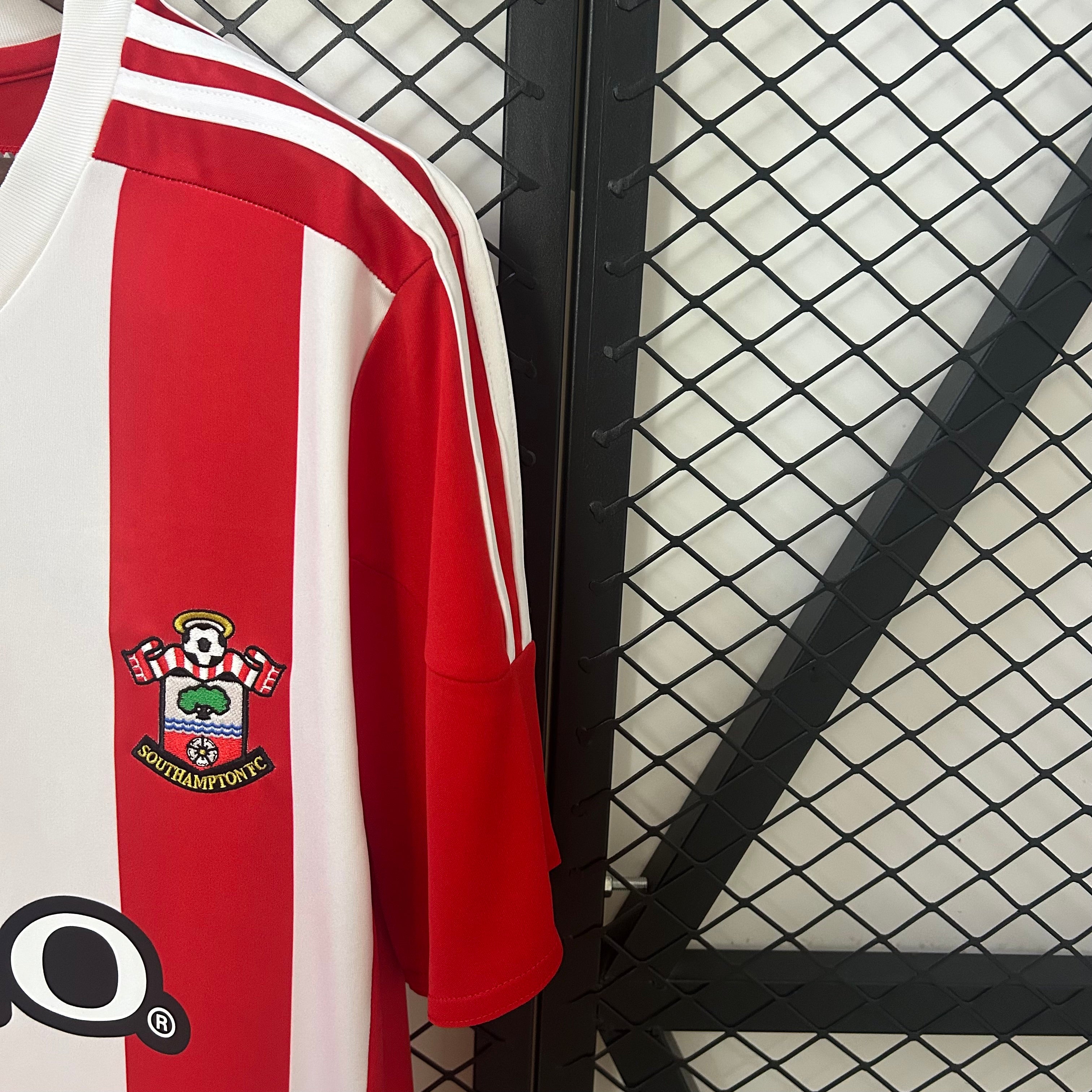 Southampton home jersey. Season 15/16