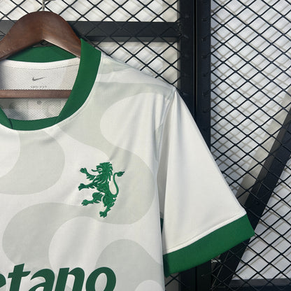 Sporting Lisbon away jersey. Season 25/26