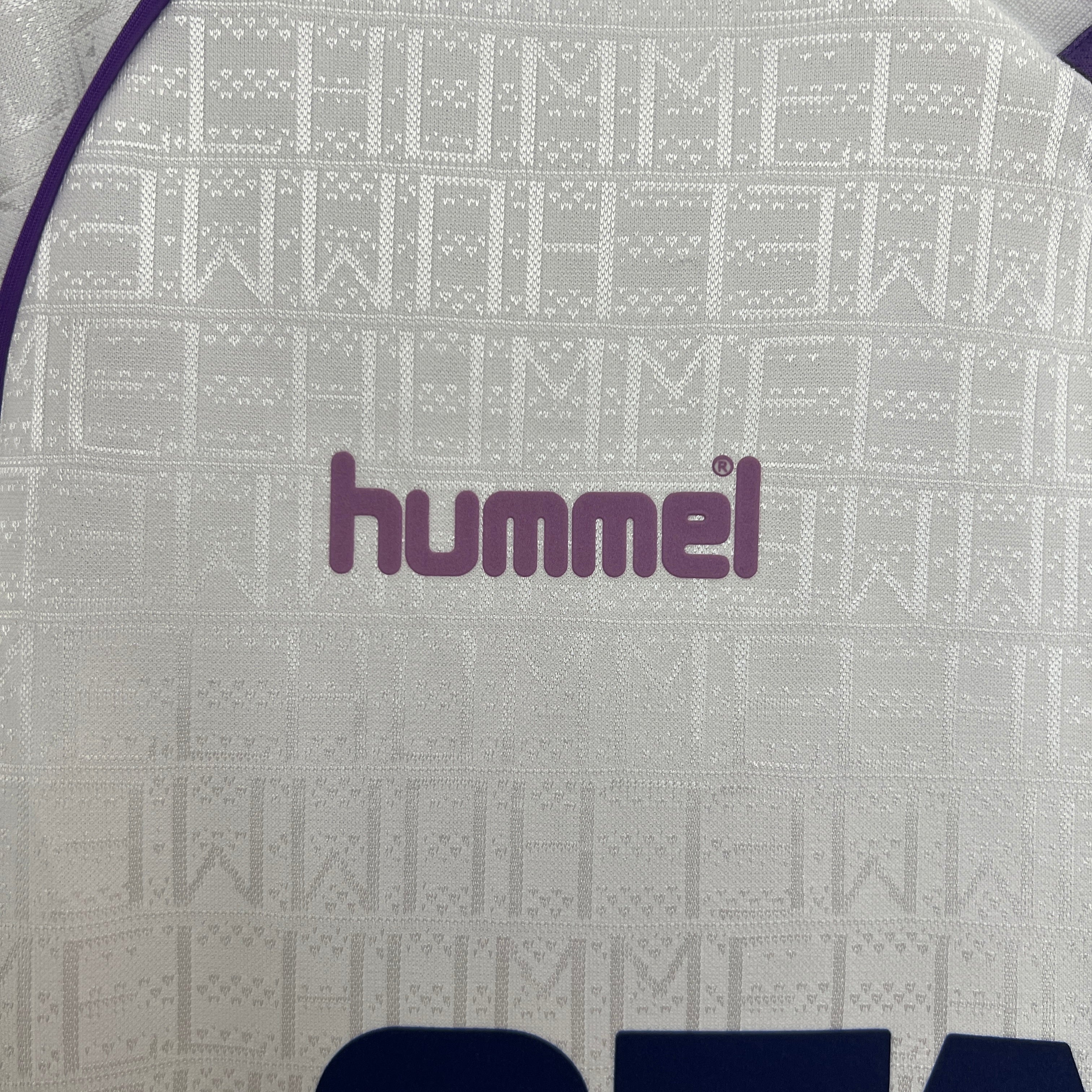 Real Madrid home jersey. Season 90/92