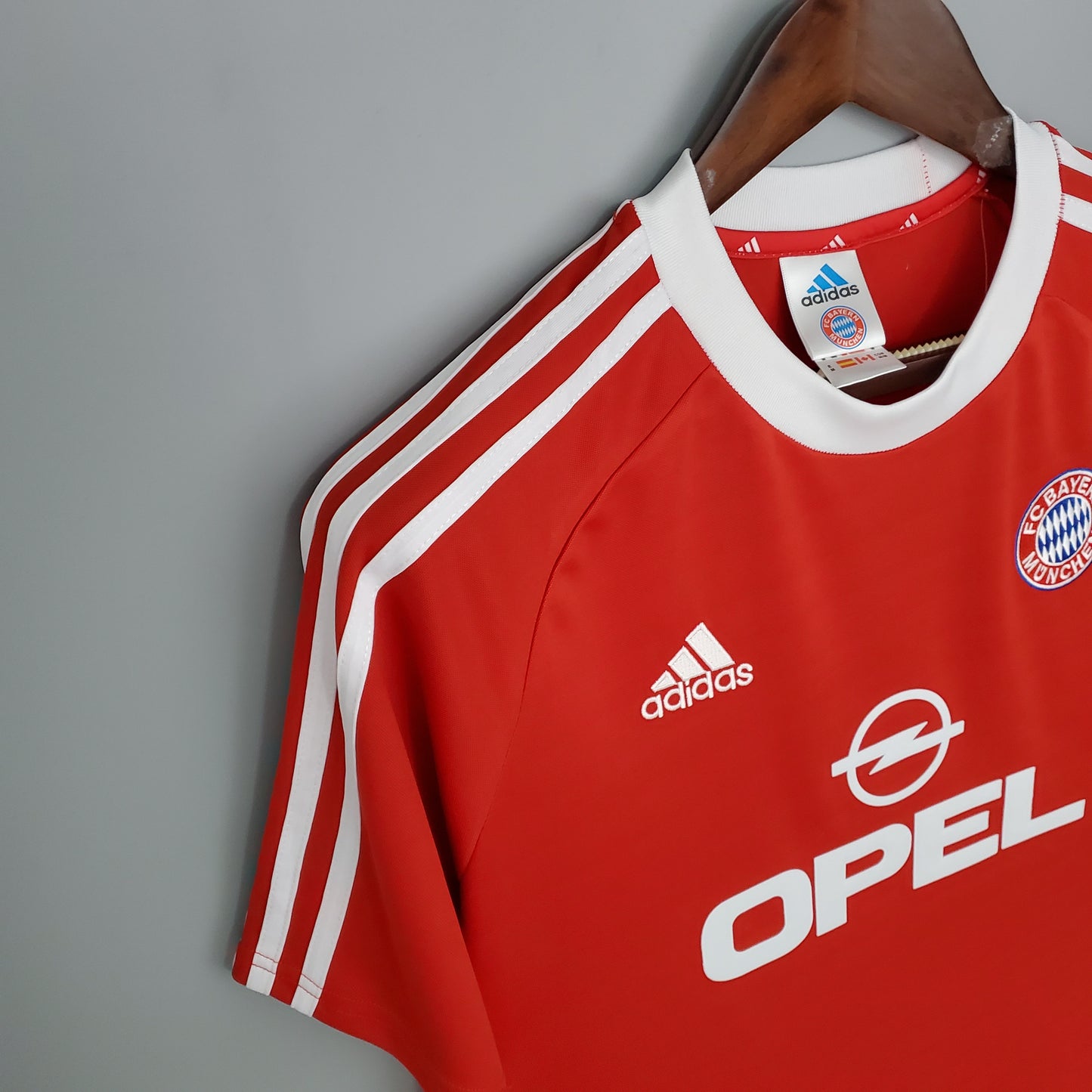 Bayern Munich home jersey. Season 00/01