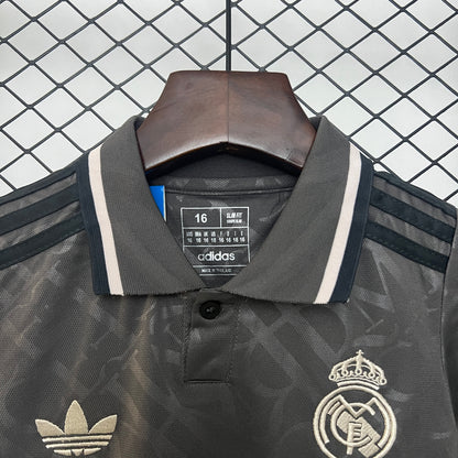 Real Madrid third kids set. Season 24/25