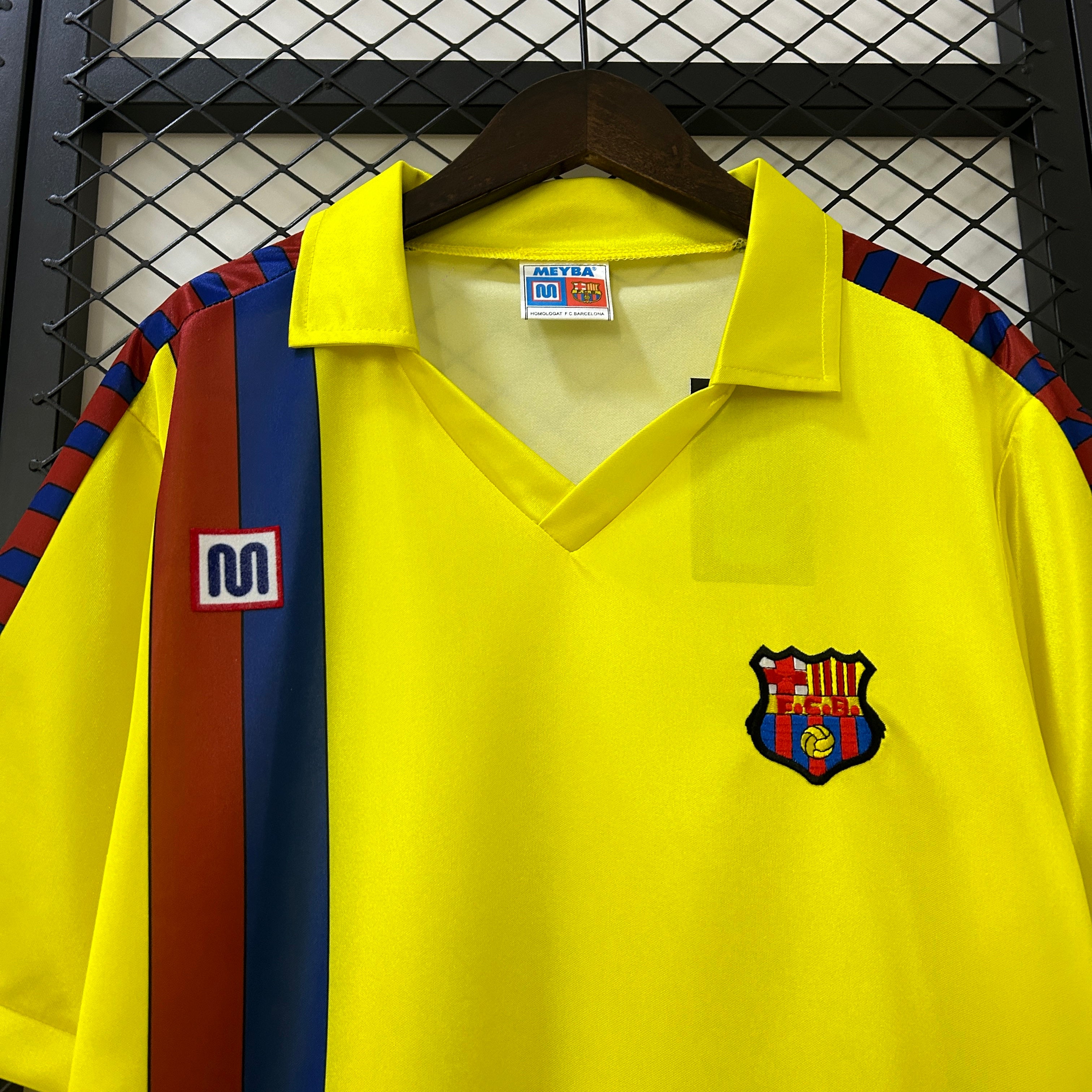 Barcelona away jersey. Season 82/83