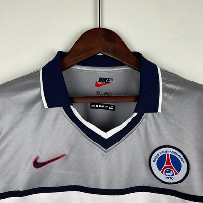 PSG away jersey. Season 99/00