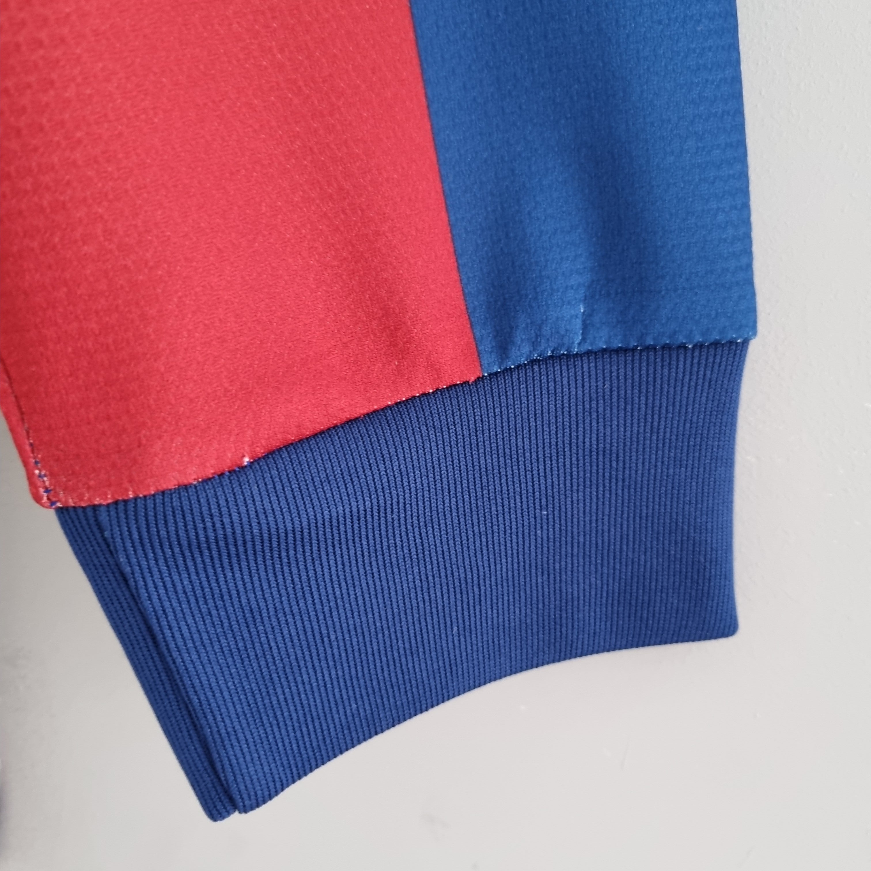 Barcelona longsleeve home jersey. Season 10/11