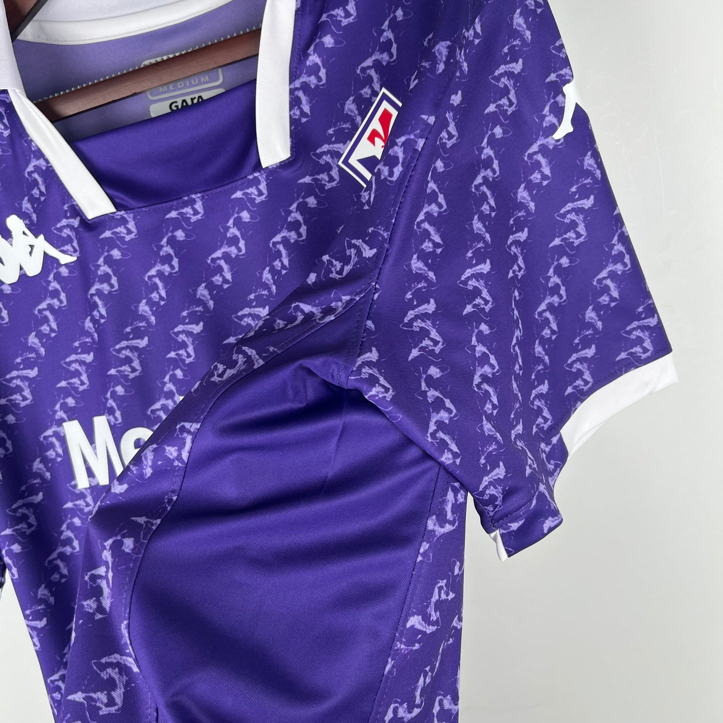 Fiorentina home jersey. Season 24/25