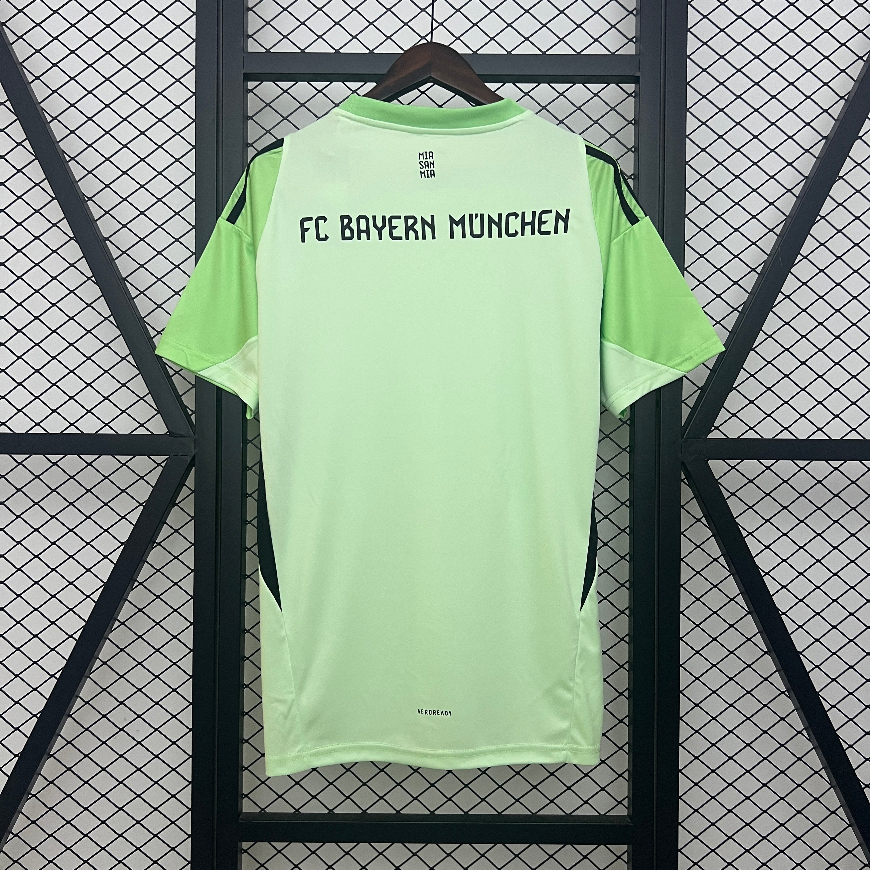 Bayern Munich goalkeeper home jersey. Season 25/26