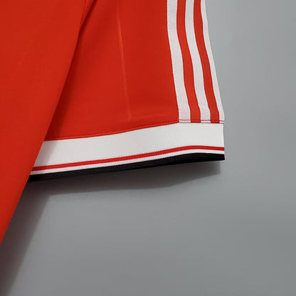 Manchester United home jersey. Season 83/84