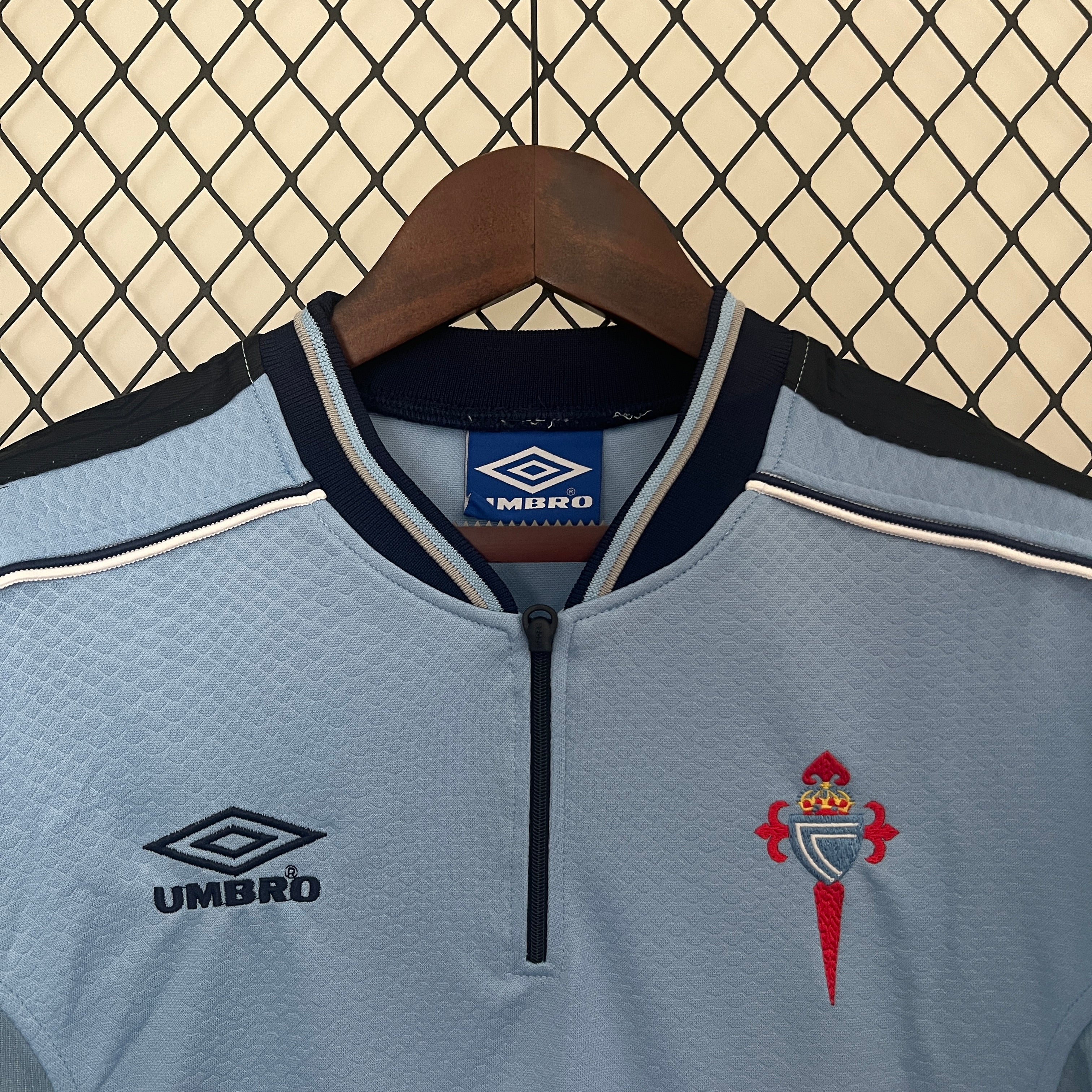 Celta home jersey. Season 99/00