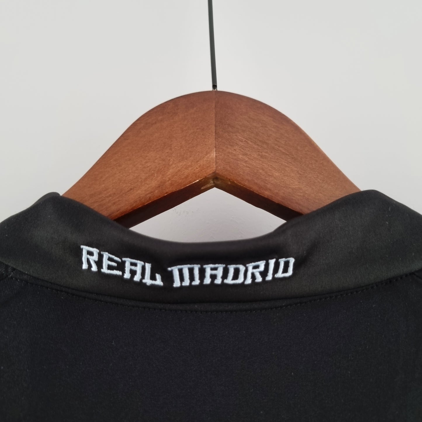 Real Madrid away jersey. Season 09/10
