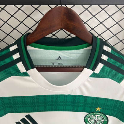Celtic home jersey. Season 25/26