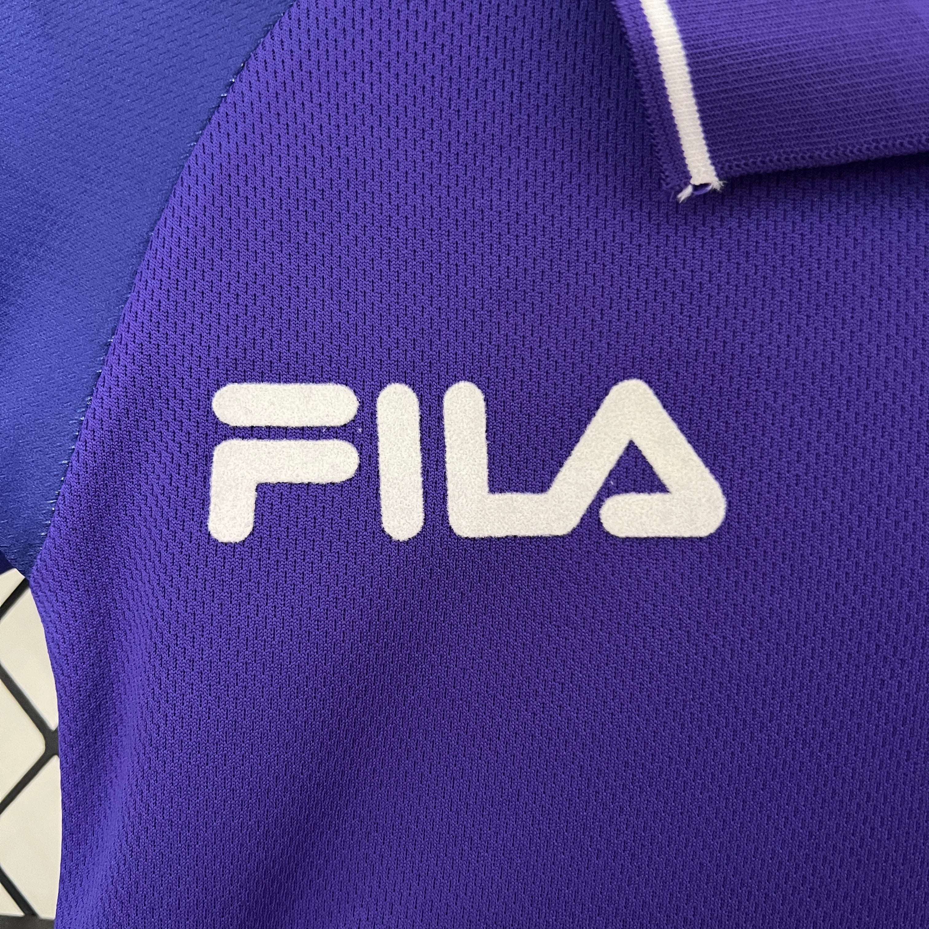Fiorentina home kids set. Season 97/98