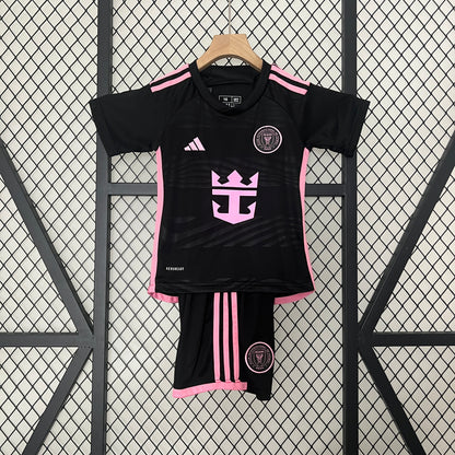 Inter Miami away kids set. Season 24/25