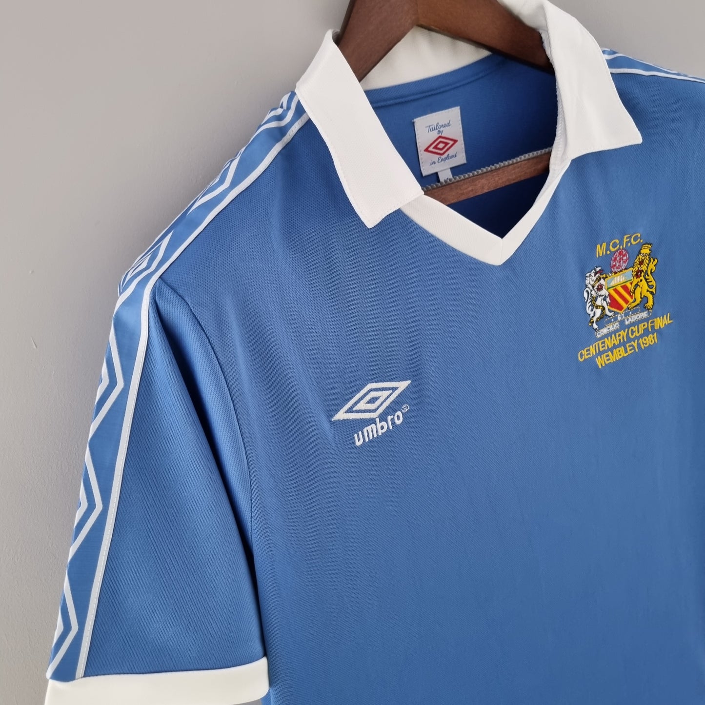 Manchester City home jersey. Season 81/82