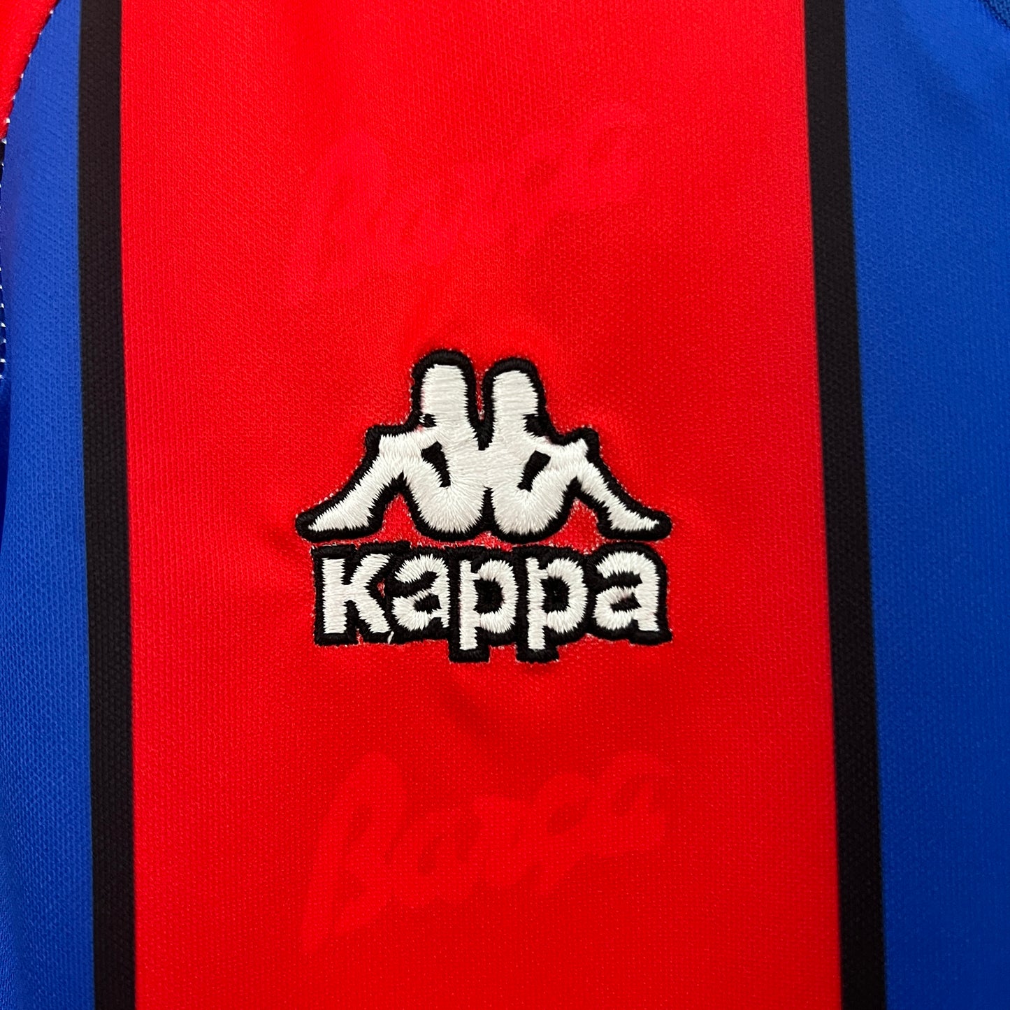 Barcelona home kids set. Season 95/97