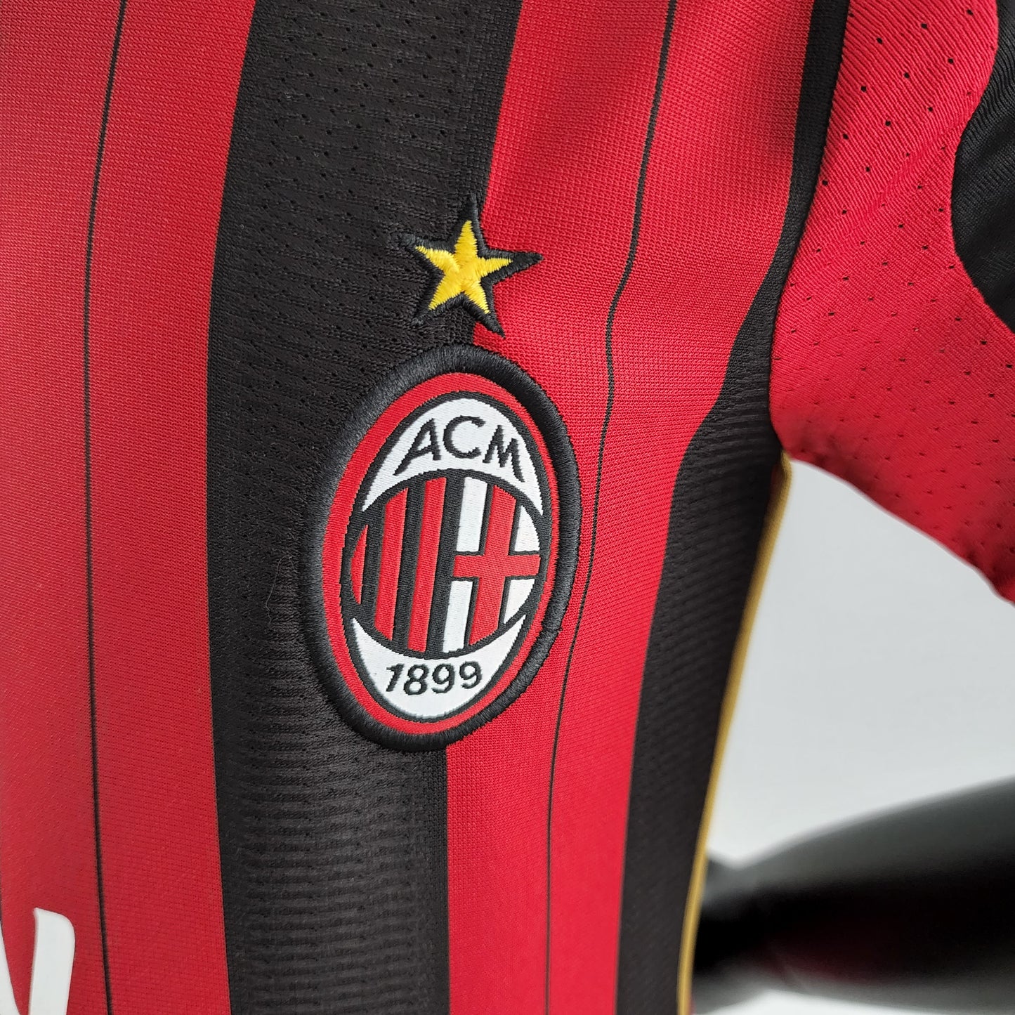 AC Milan home kids set. Season 13/14