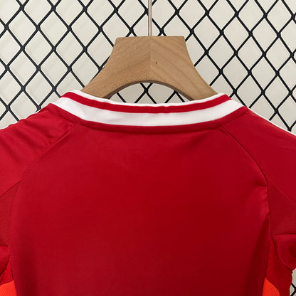 Manchester United home kids set. Season 24/25