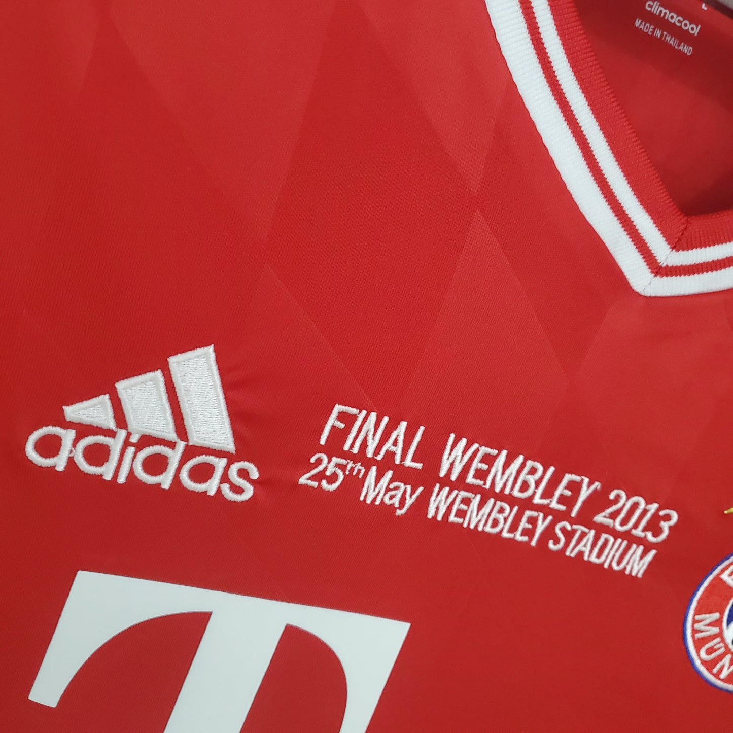 Bayern Munich UCL 2013 Final longsleeve home jersey.