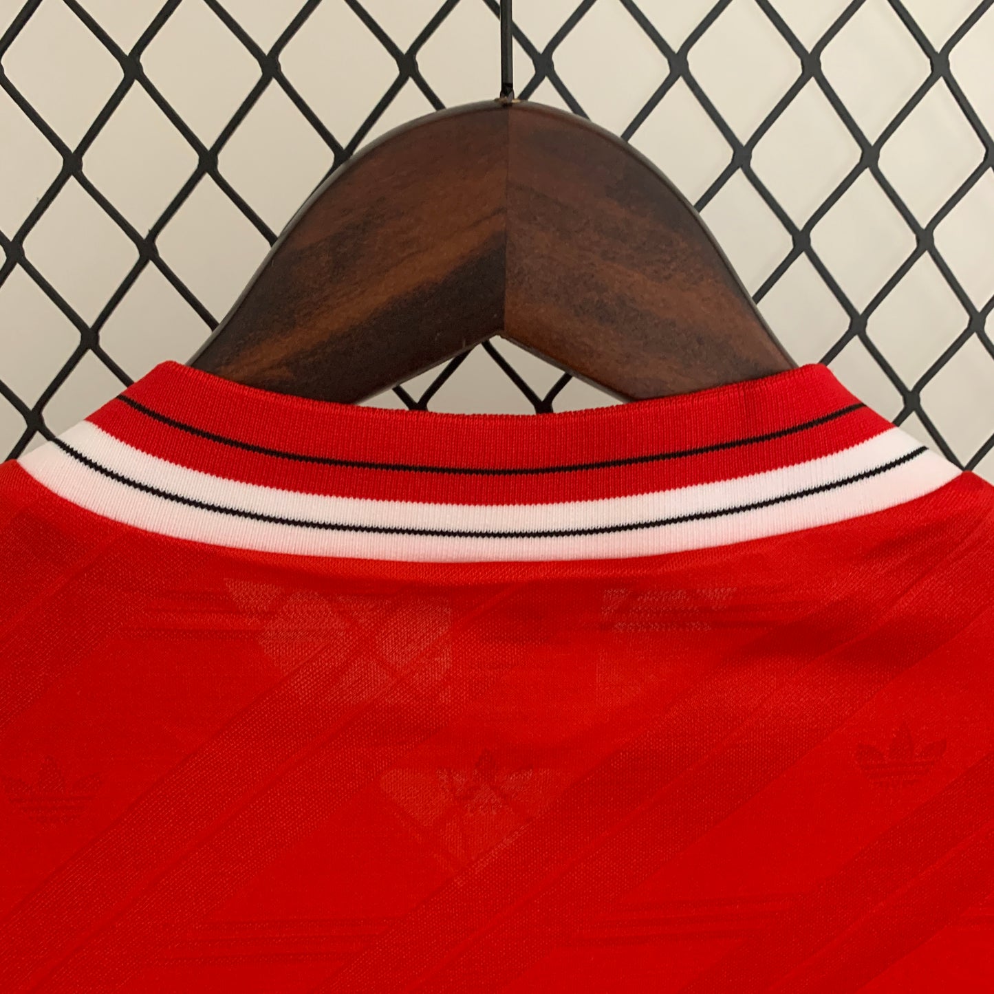 Manchester United longsleeve home jersey. Season 86/87