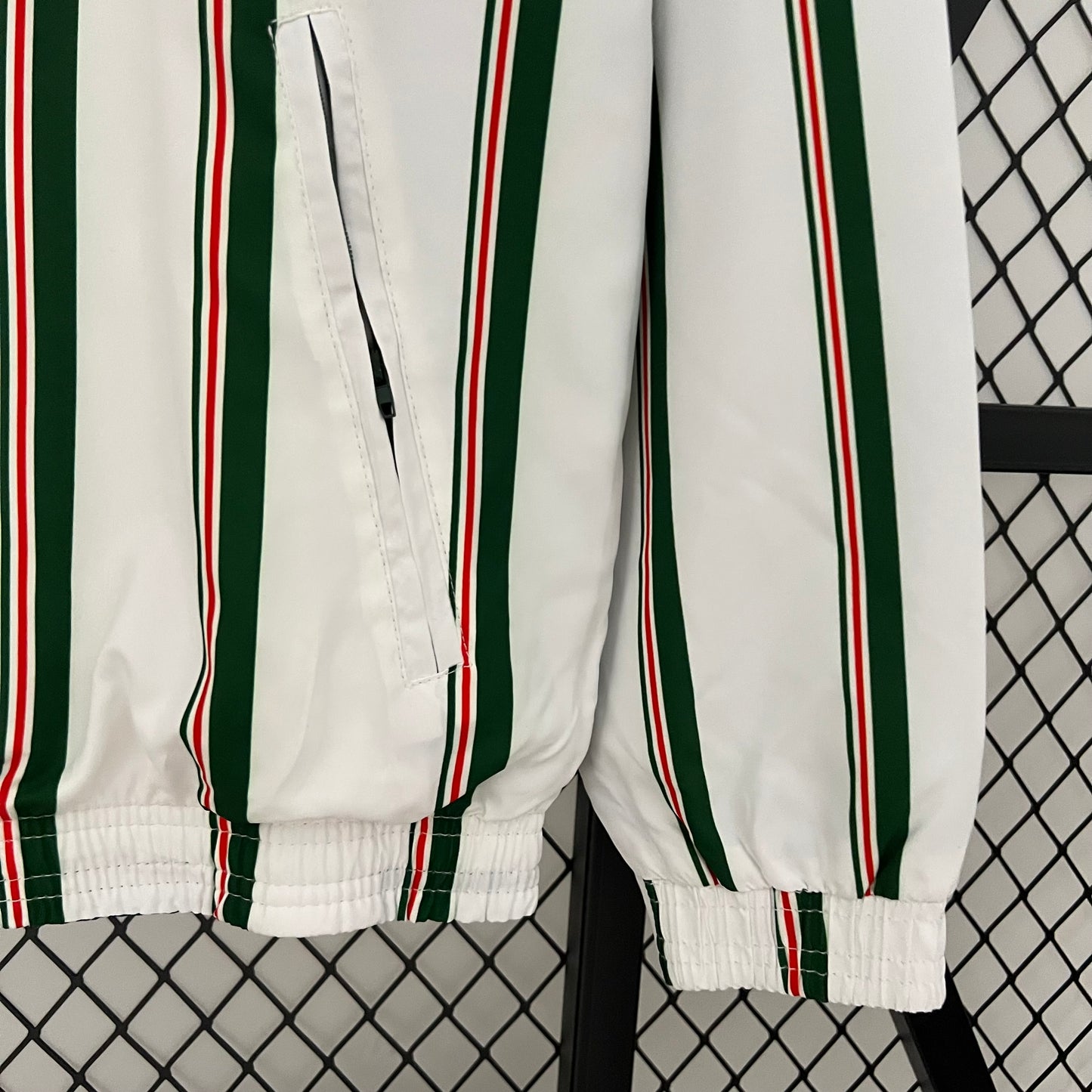 Juventus double-sided windbreaker