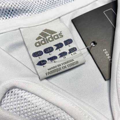 Real Madrid home jersey. Season 04/05. Raúl González Blanco.