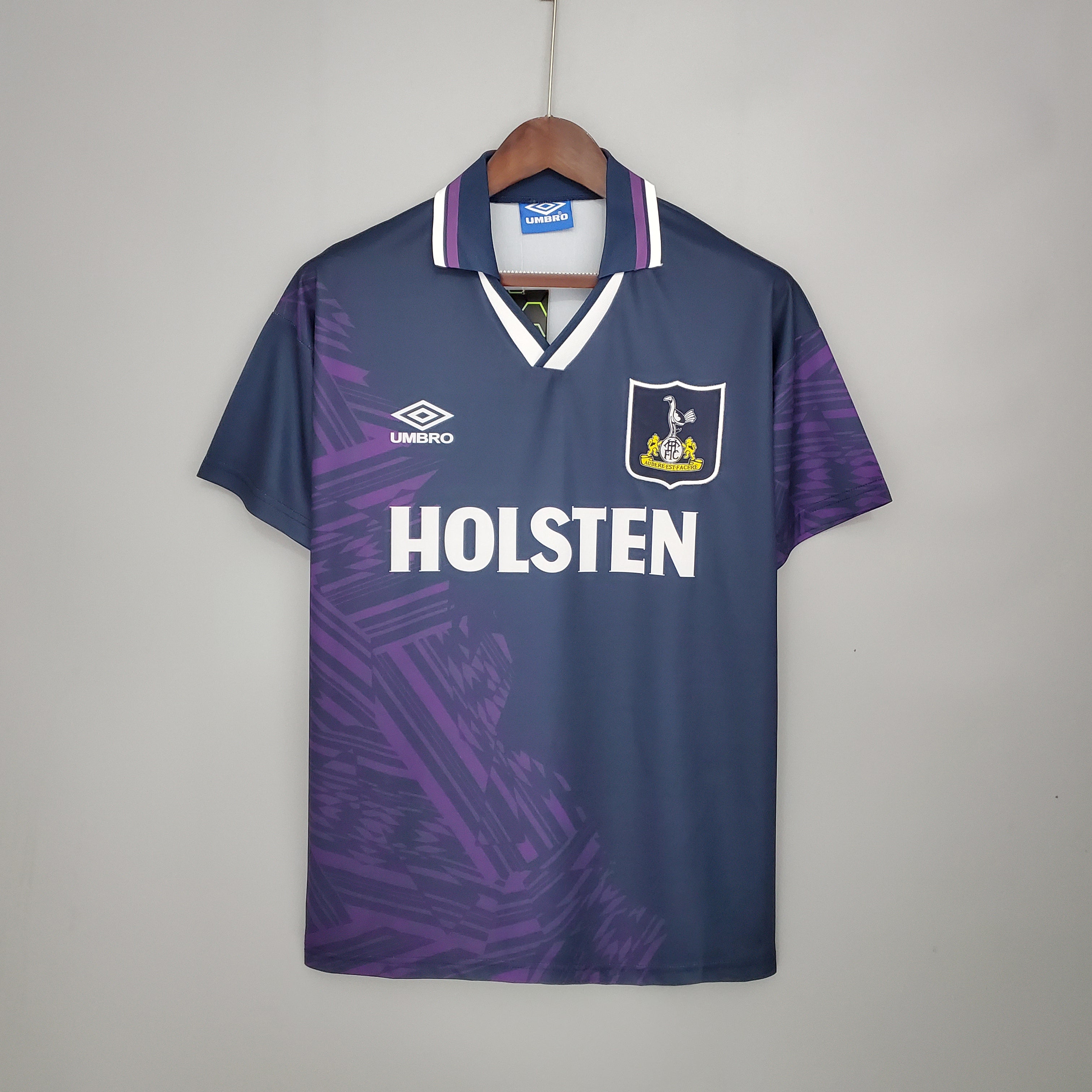 Tottenham Hotspur away jersey. Season 94/95