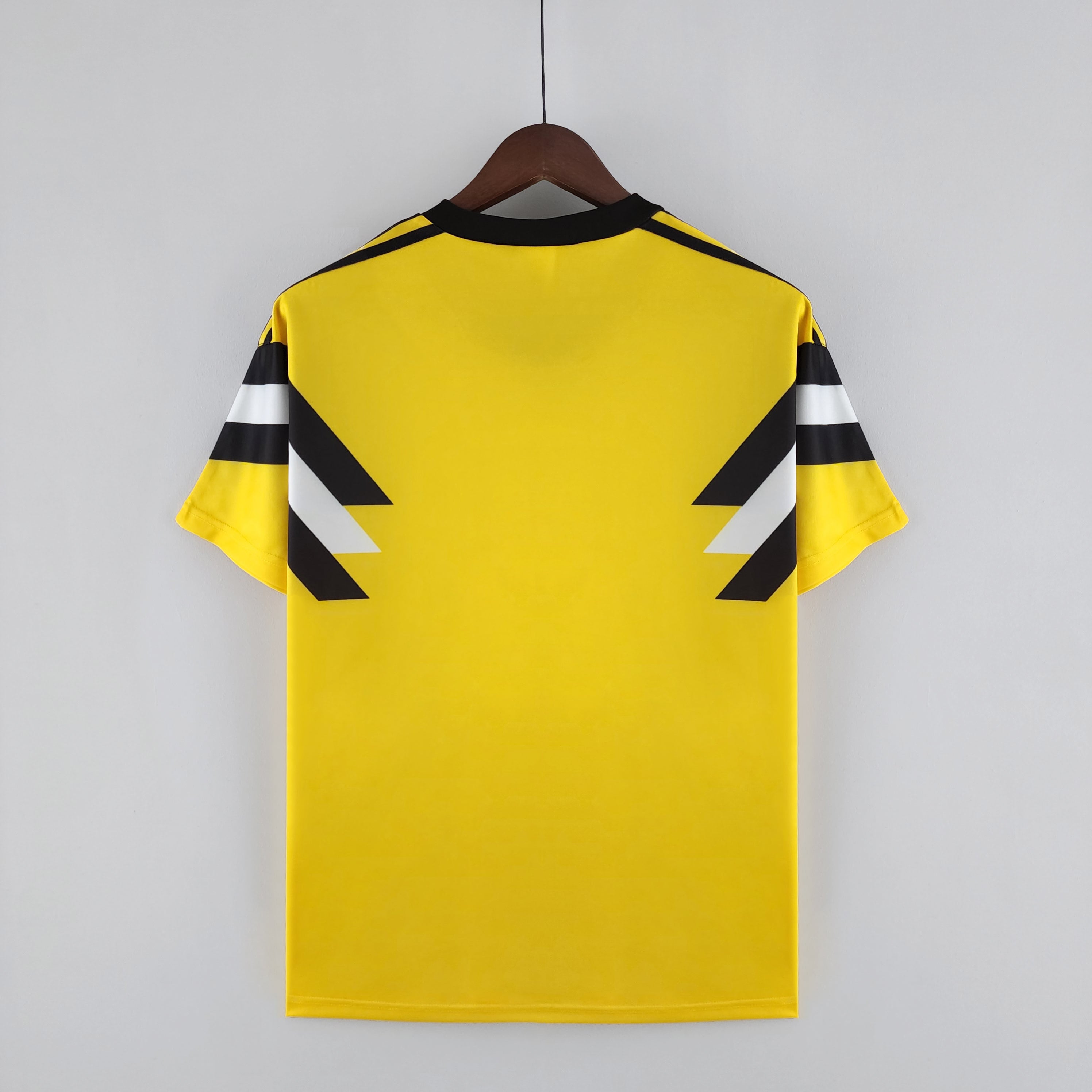 Borussia Dortmund home jersey. Season 88/89