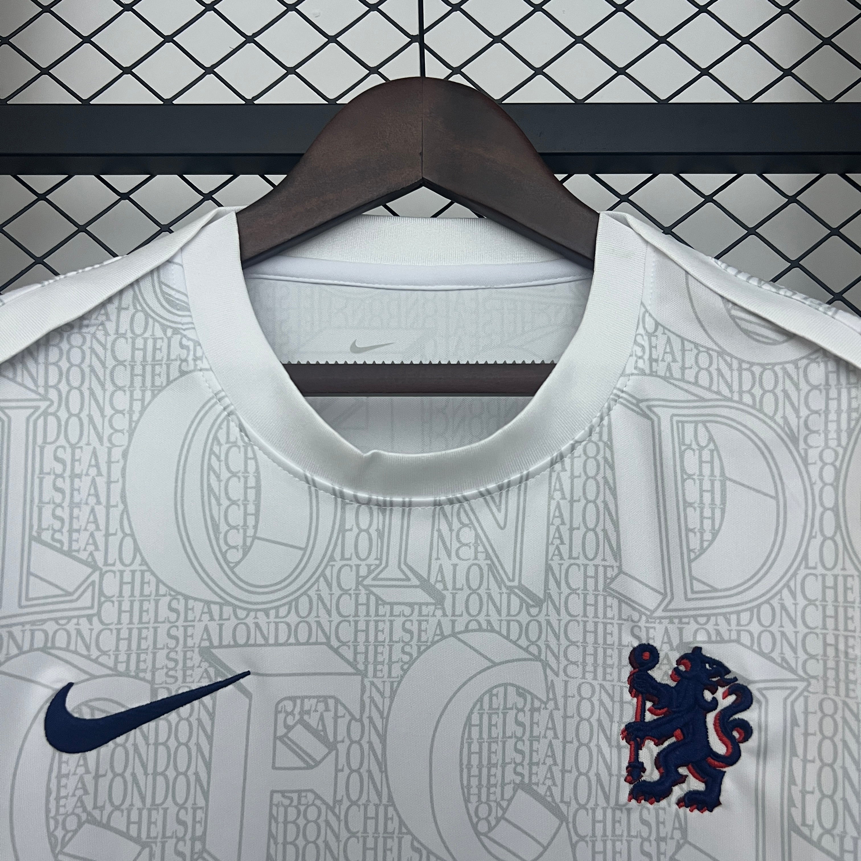 Chelsea training jersey. Season 25/26