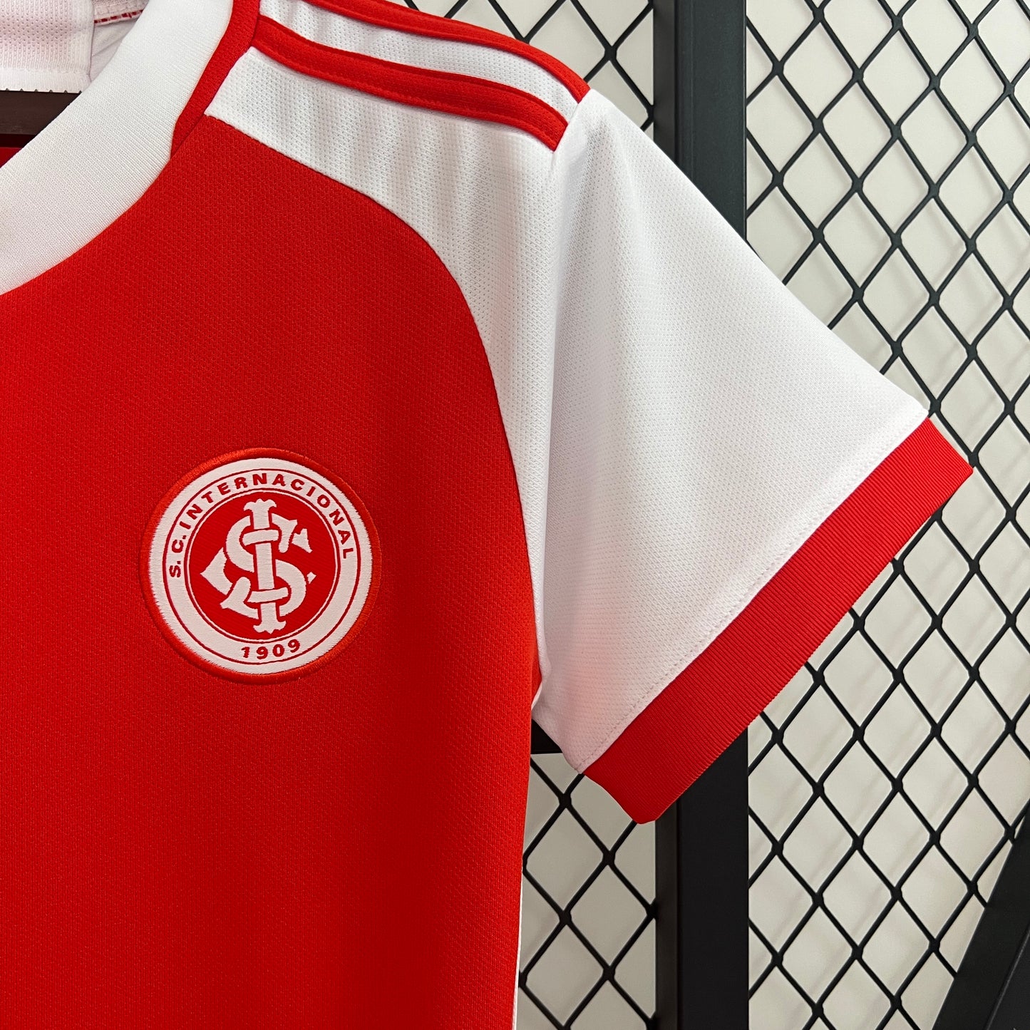 Internacional home jersey for women. Season 24/25