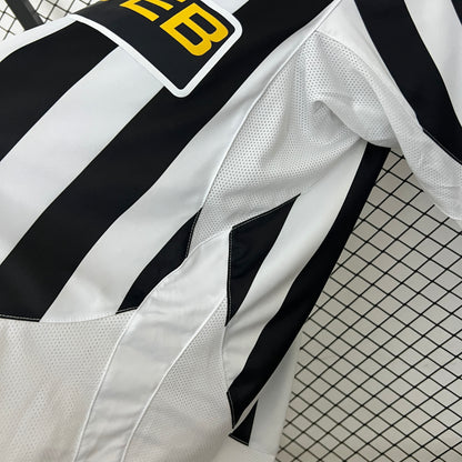 Juventus home jersey. Season 03/04