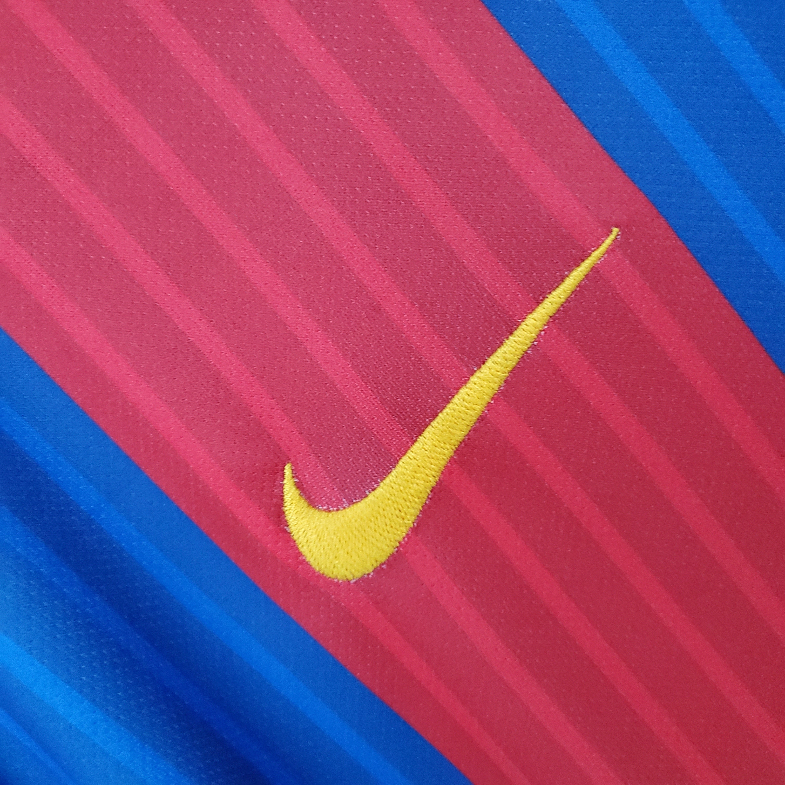 Barcelona home jersey. Season 16/17