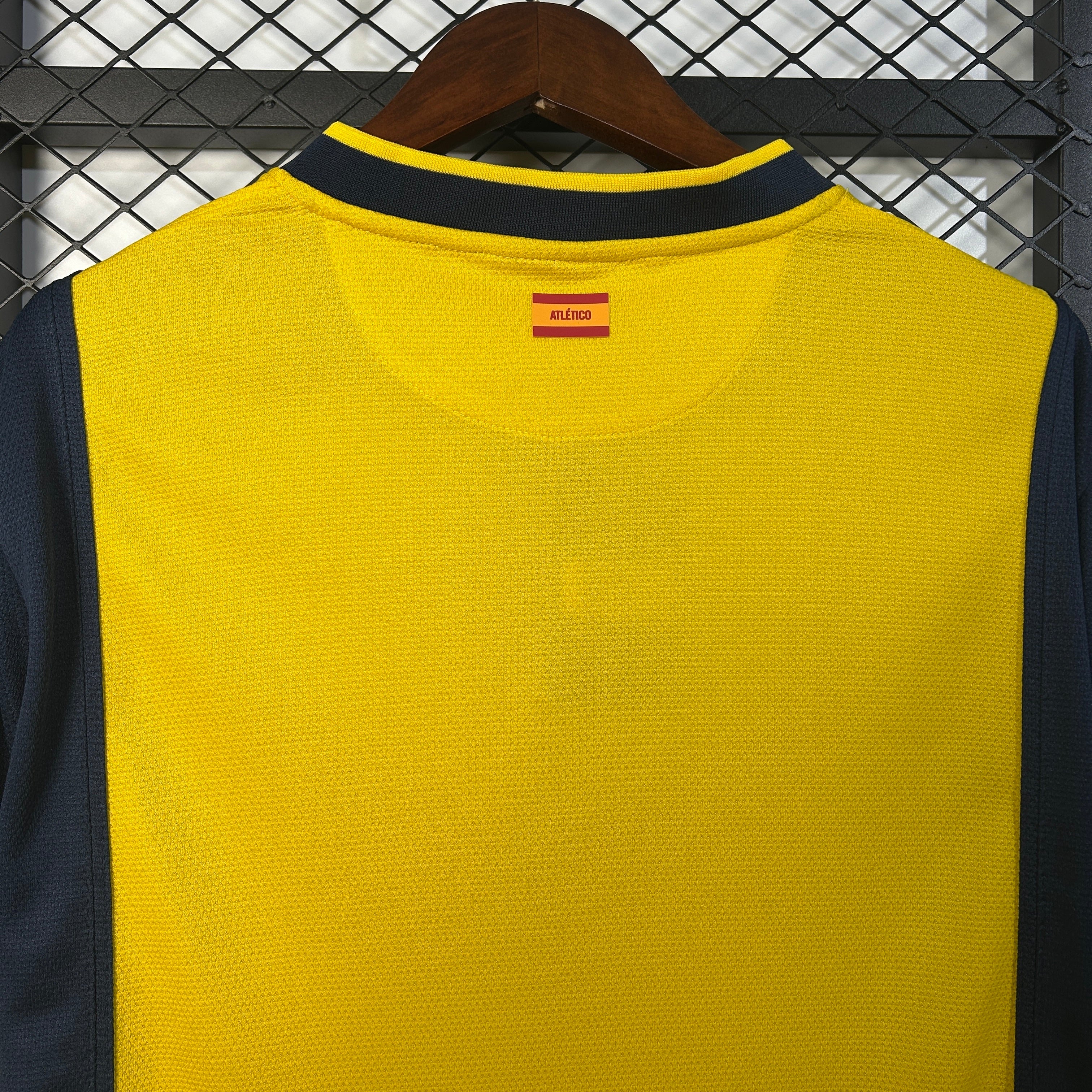 Atletico Madrid away jersey. Season 13/14