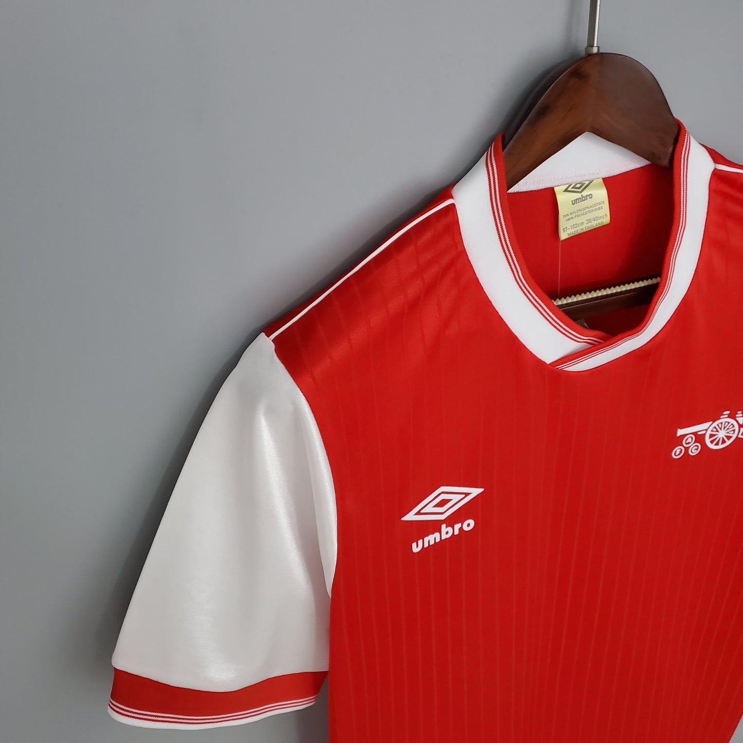 Arsenal home jersey. Season 83/84