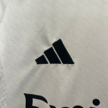 Real Madrid home kids set. Season 24/25