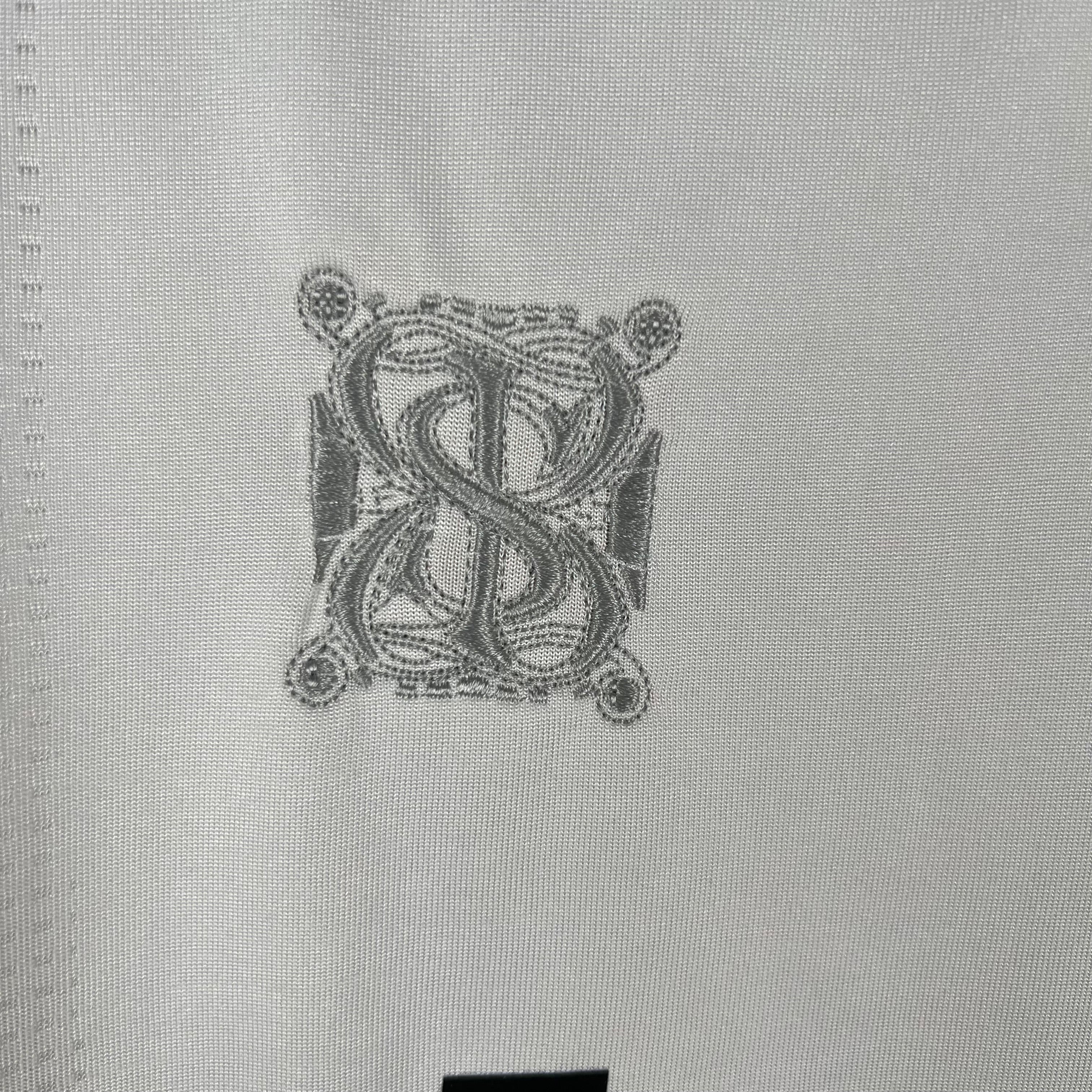 Real Madrid longsleeve home jersey. Season 09/10