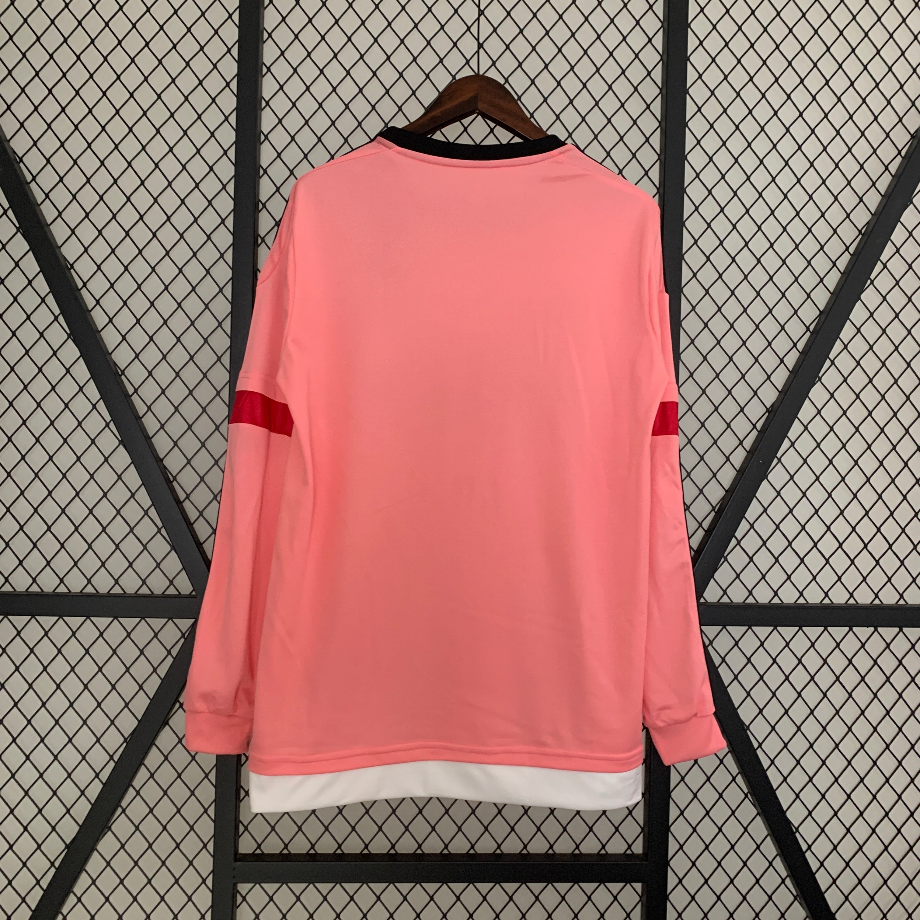 Juventus longsleeve away jersey. Season 15/16