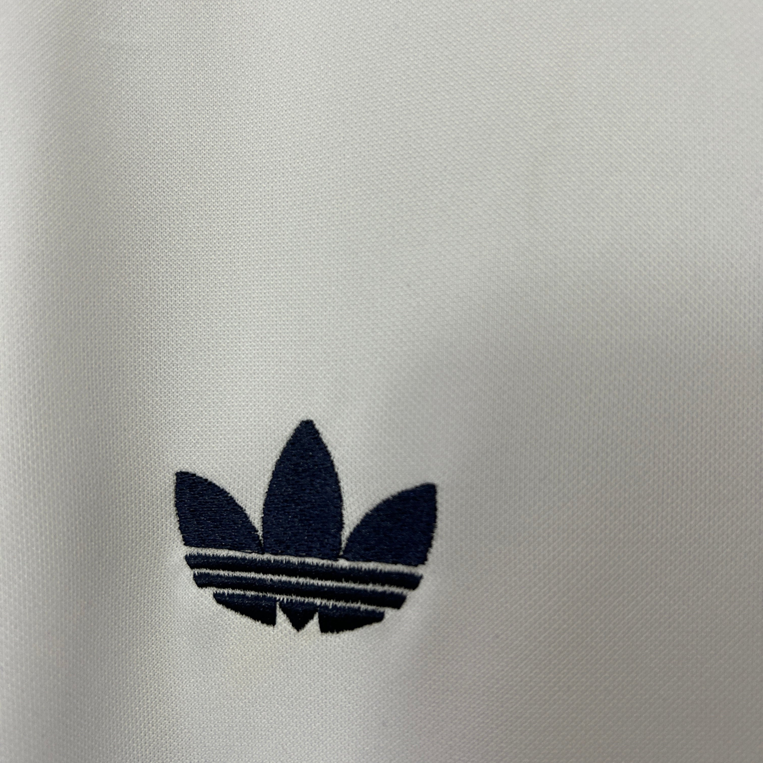 Real Madrid home jersey. Season 84/85