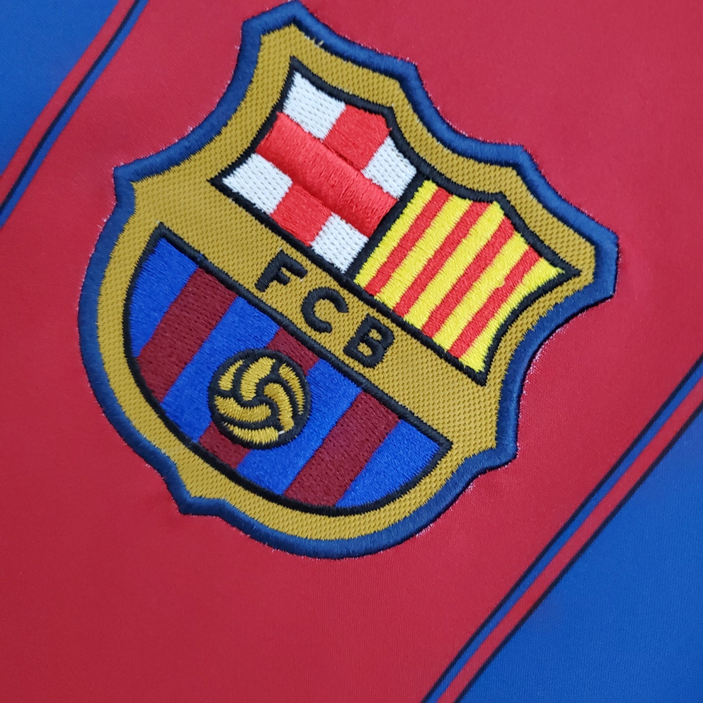 Barcelona home jersey. Season 03/04