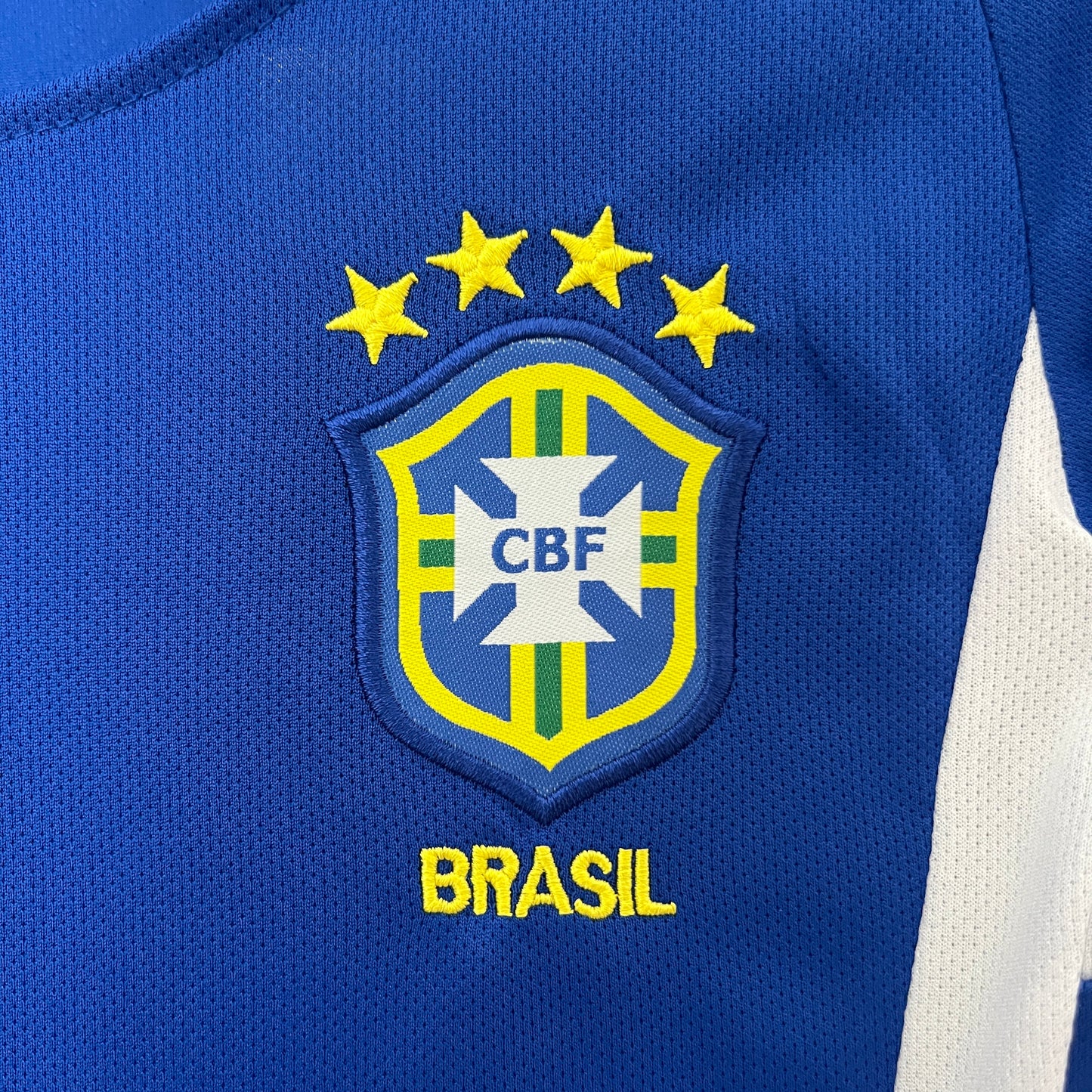 Brazil 2004 away kids set