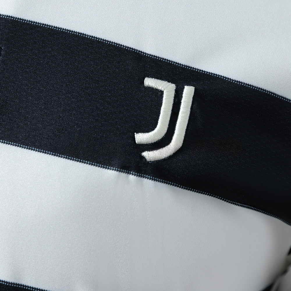 Juventus longsleeve fourth jersey. Season 25/26.