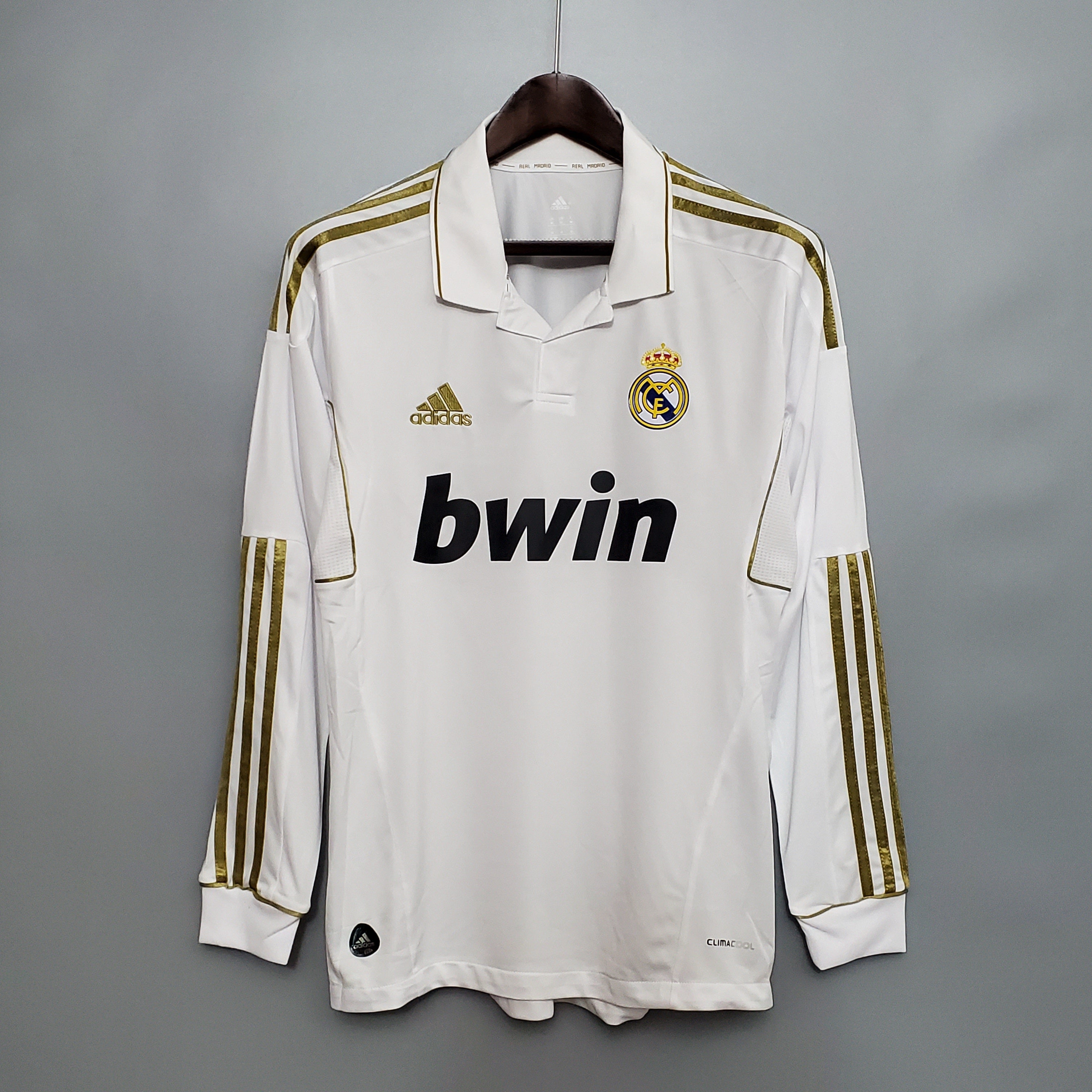 Real Madrid longsleeve home jersey. Season 11/12