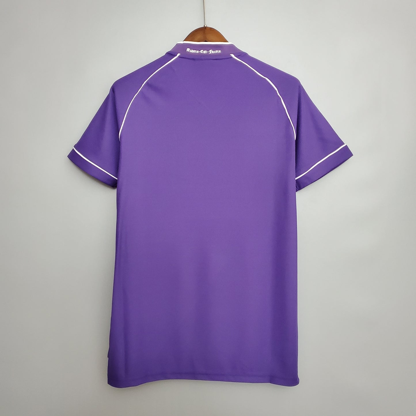 Tottenham Hotspur away jersey. Season 98/99