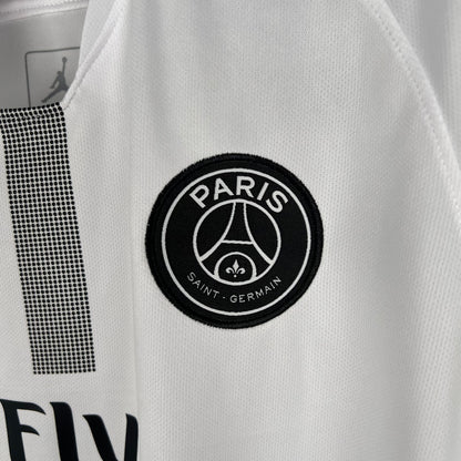 PSG away jersey. Season 18/19