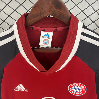 Bayern Munich home jersey. Season 01/02