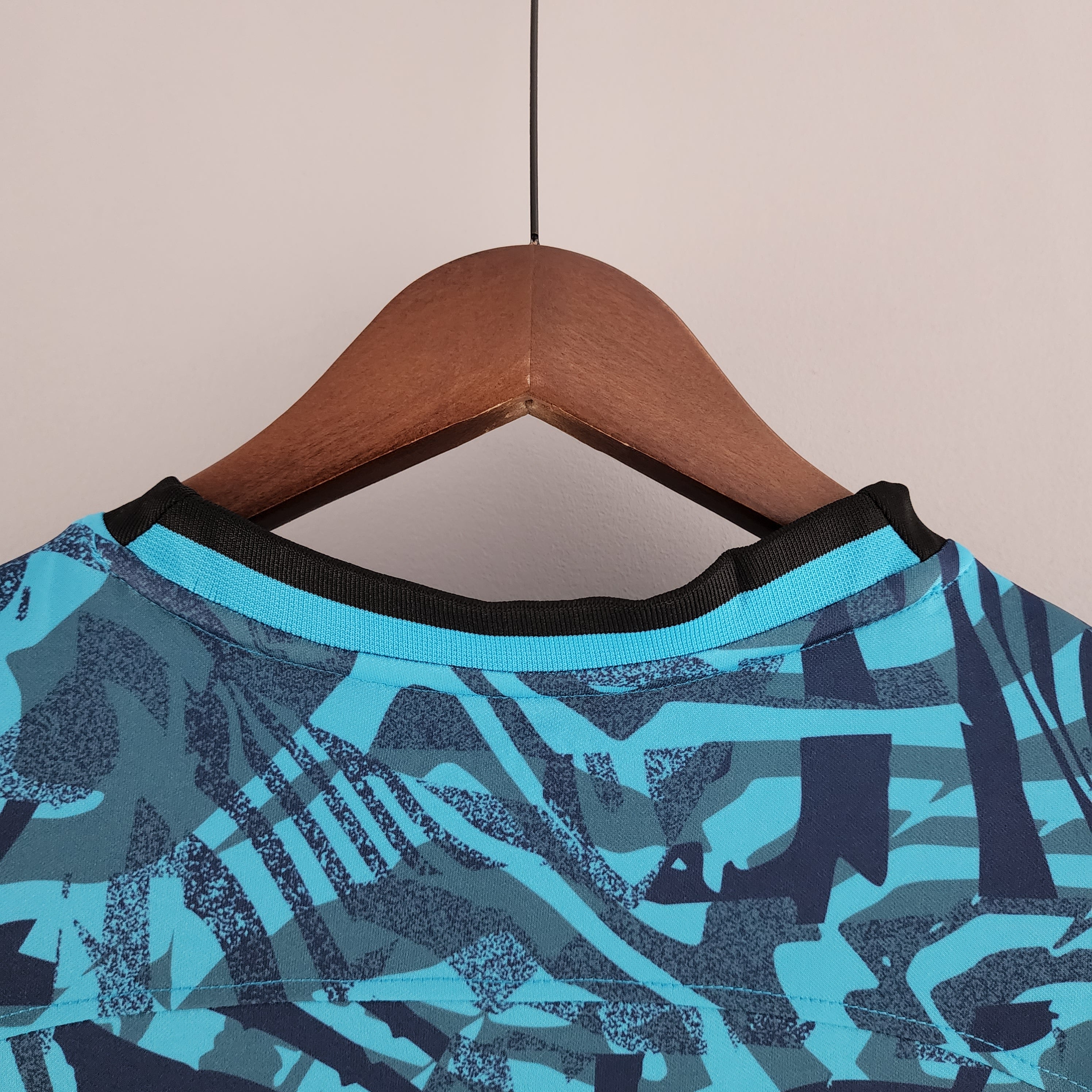 Tottenham Hotspur third jersey. Season 22/23