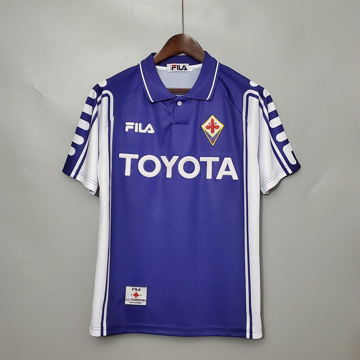 Fiorentina home jersey. Season 99/00