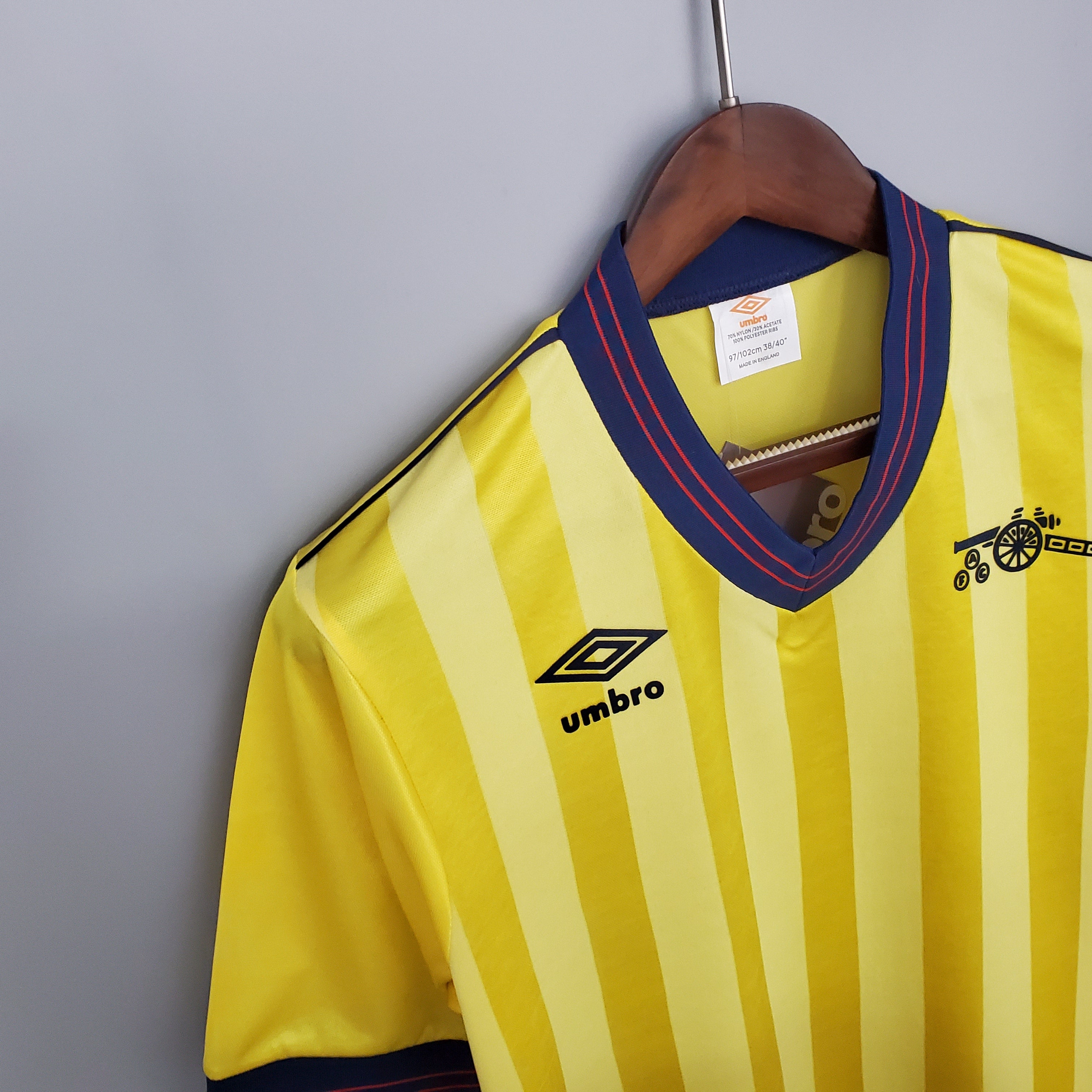 Arsenal away jersey. Season 83/86