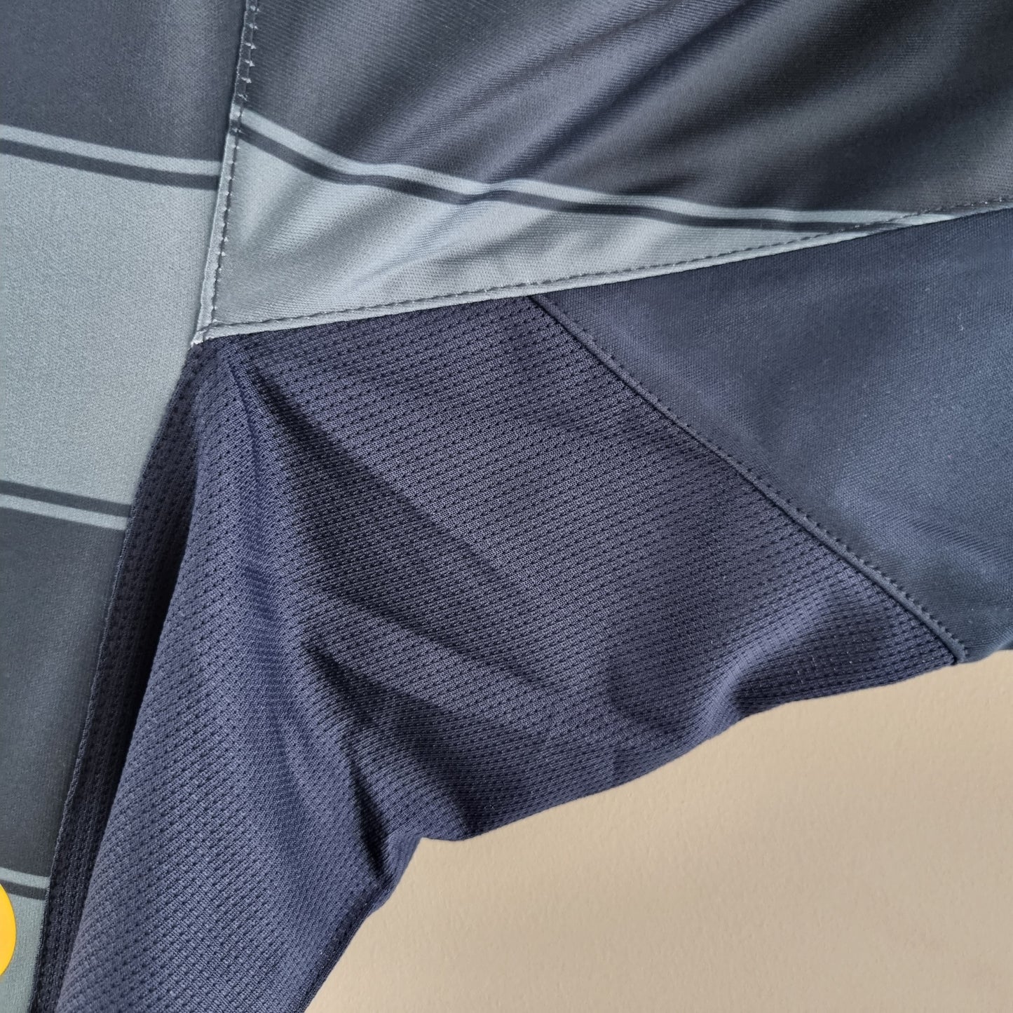 Inter third jersey. Season 04/05