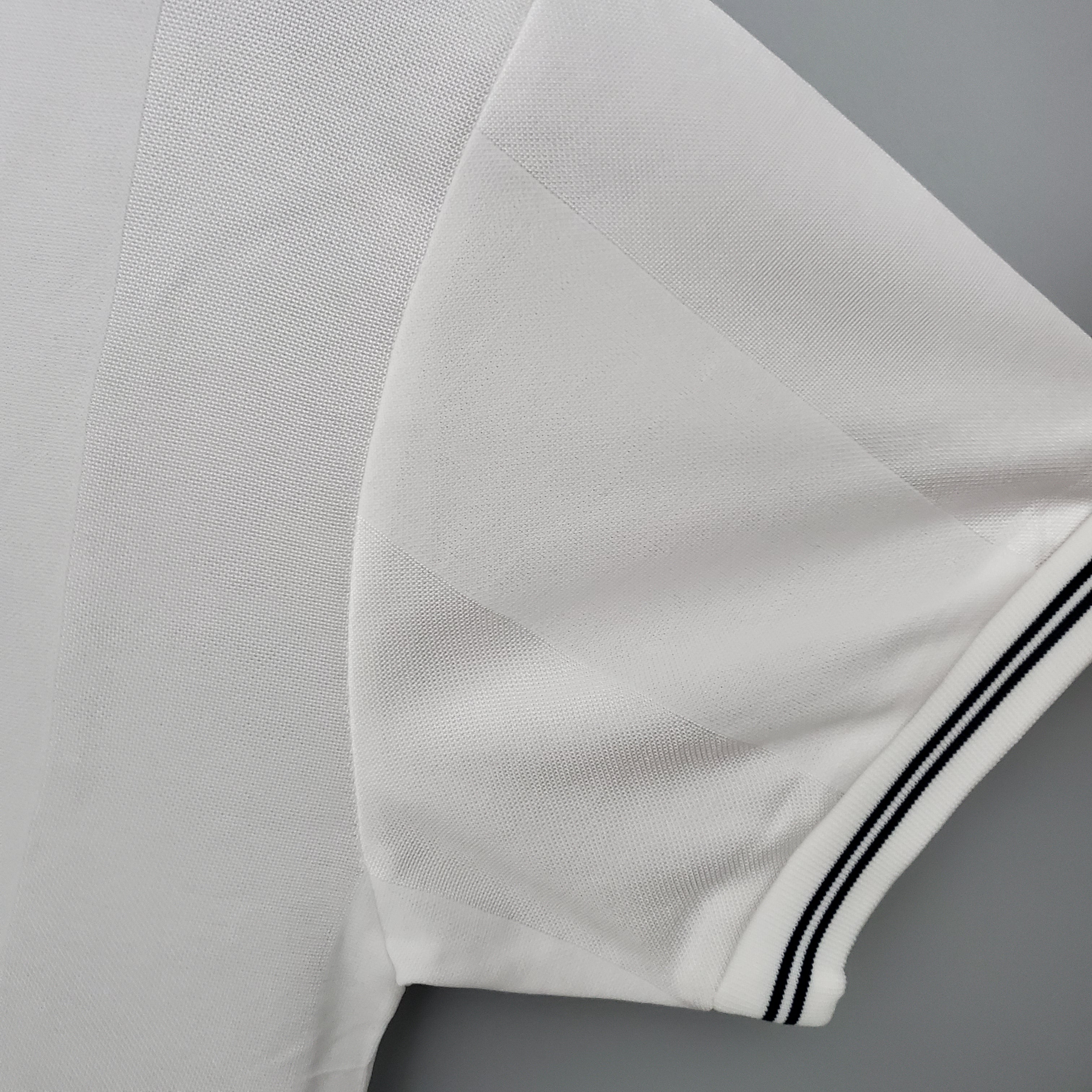 Tottenham Hotspur home jersey. Season 83/84